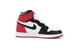 Air Jordan 1 High OG “Black Toe”555088-125