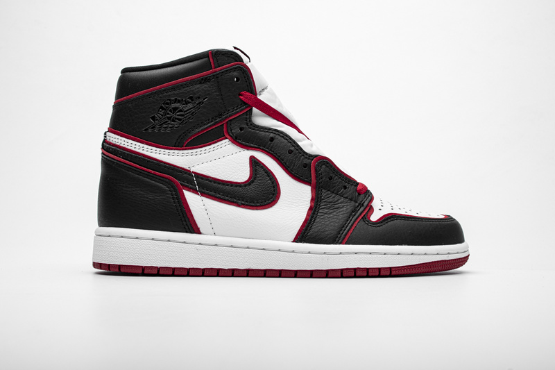 Air Jordan 1 Retro High OG “Meant To Fly”  555088-062