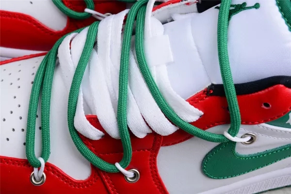 Air Jordan 1 Low “Christmas” 553558-129