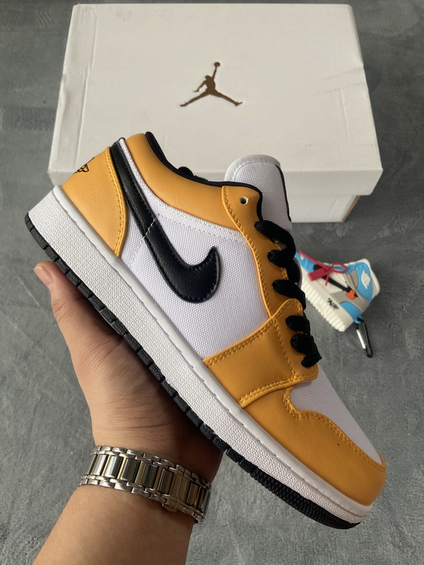 Air Jordan 1 Low Laser Orange  CZ4776-107