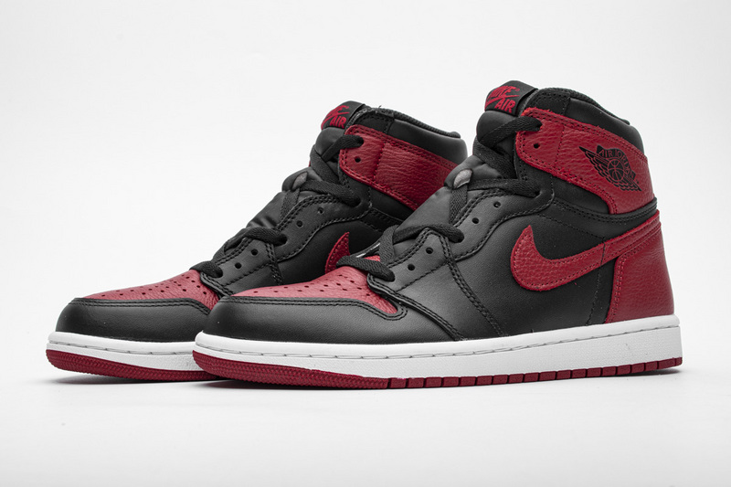 Air Jordan 1 High “Banned” 555088-001