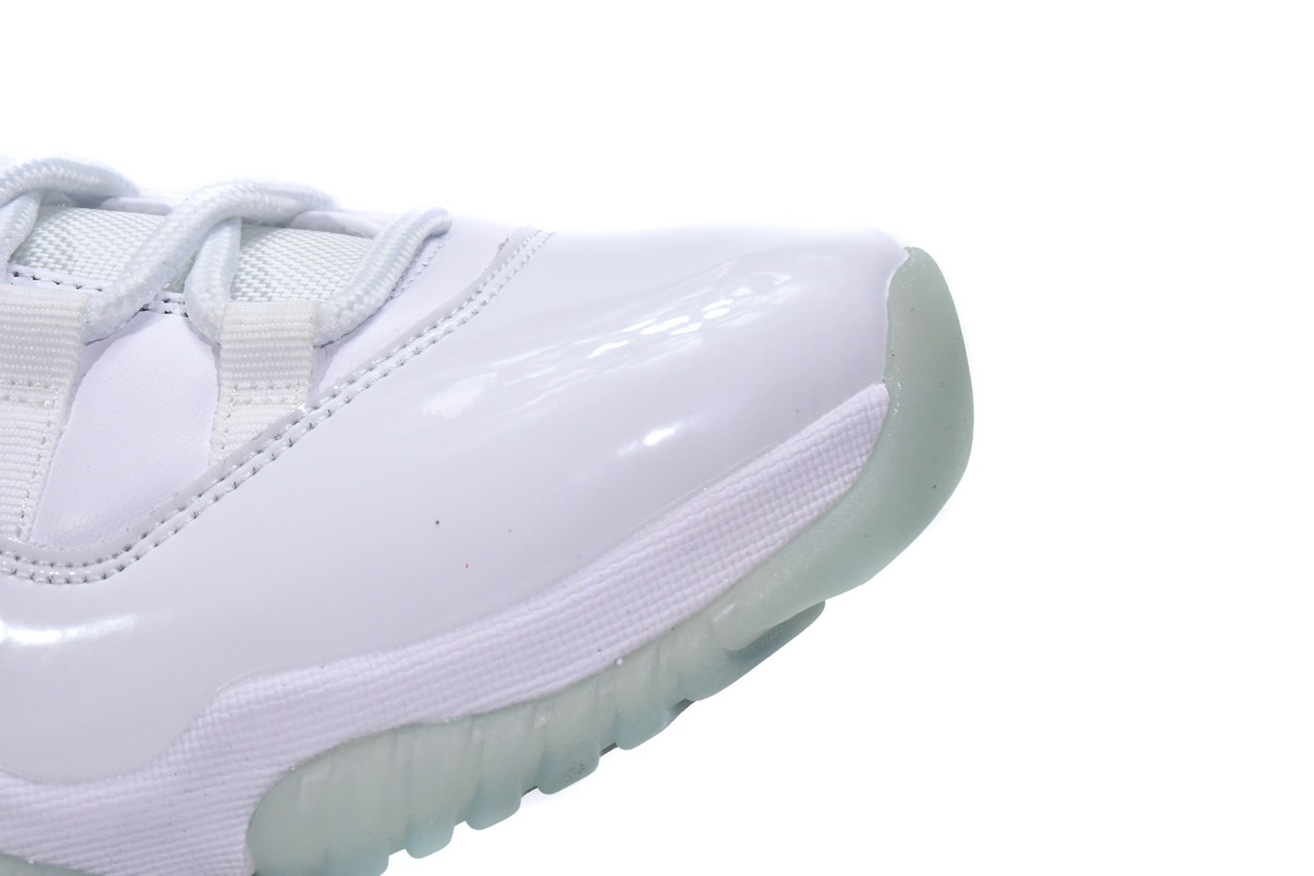 Air Jordan 11 Retro Low Legend Blue 528896-117