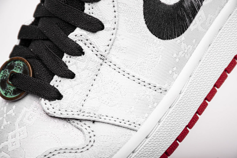 Edison Chen x Air Jordan 1 Mid SE “Fearless”  CU2804-100