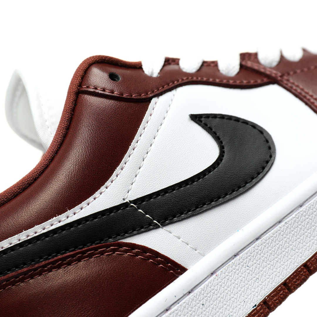 Nike Air Jordan 1 Low SEDark PonyAJ1