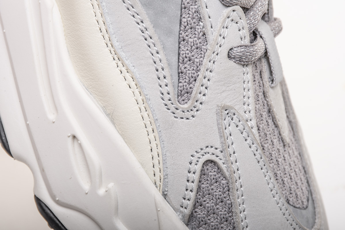 Yeezy Boost 700 V2 “Static”EF2829
