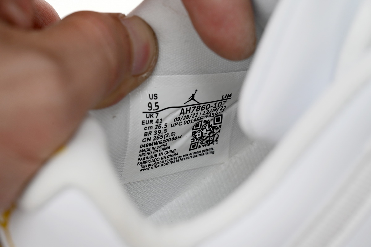 Air Jordan 11 Retro Low WMNS “Yellow Snakeskin  AH7860-107