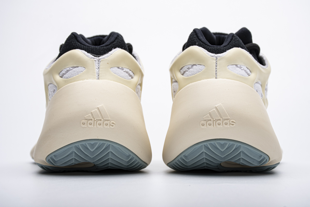adidas Yeezy 700 V3 “Azael”Real Boost FW4980