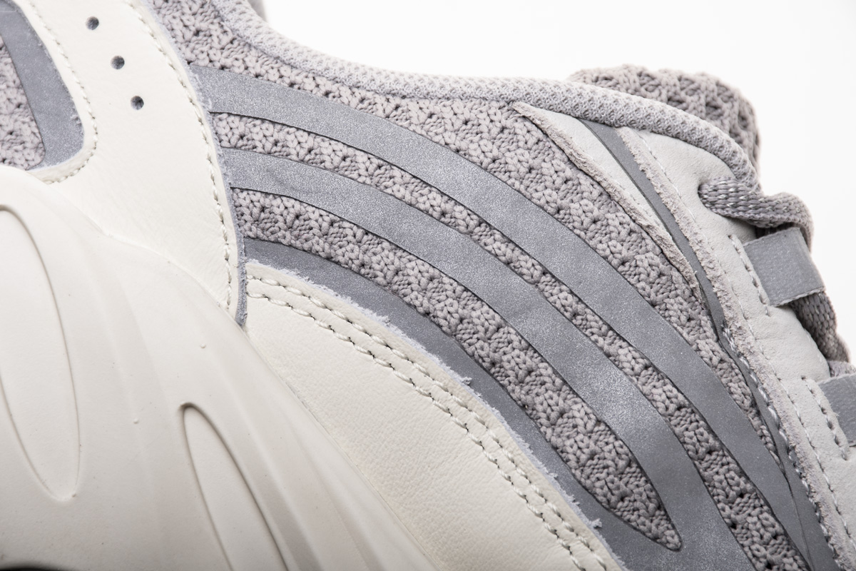 DG  Yeezy Boost 700 V2 “Static” EF2829