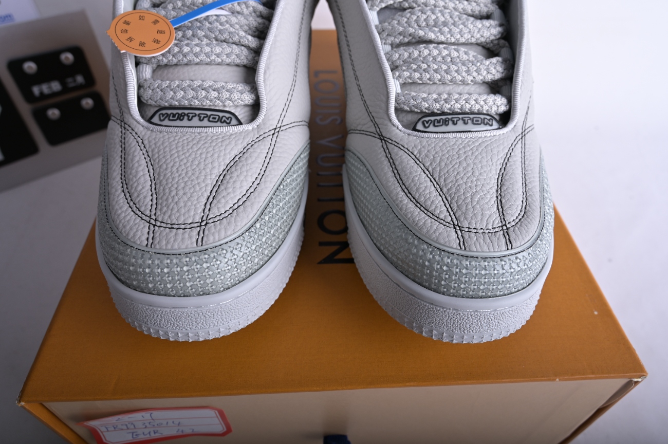 LO**S VU**TON LV Skate Sneaker Grey 1ABZ5X