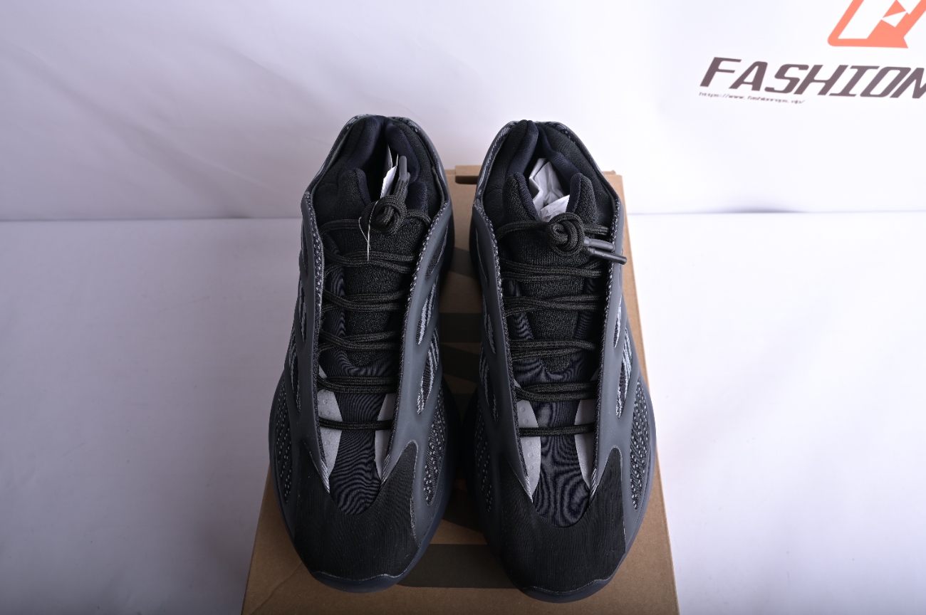 adidas Yeezy 700 V3 “Alvah”Basf Boost H67799