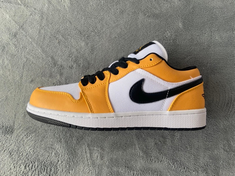 Air Jordan 1 Low Laser Orange  CZ4776-107
