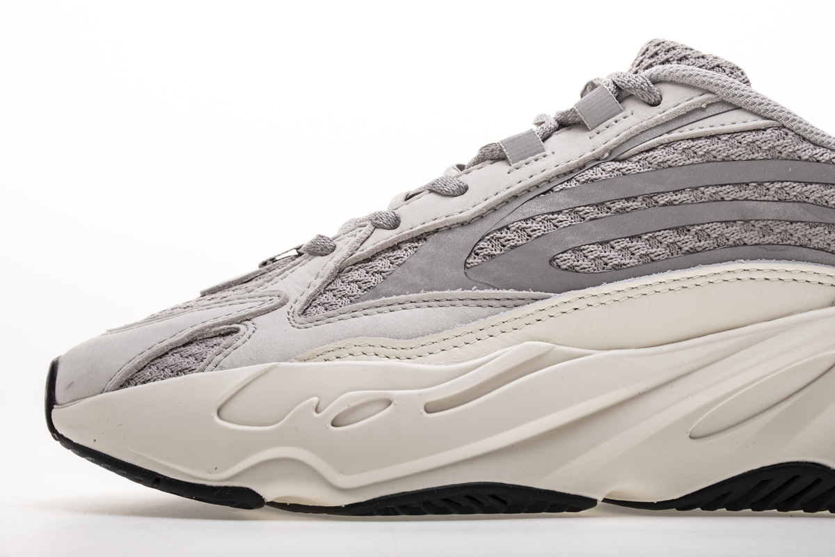 DG  Yeezy Boost 700 V2 “Static” EF2829