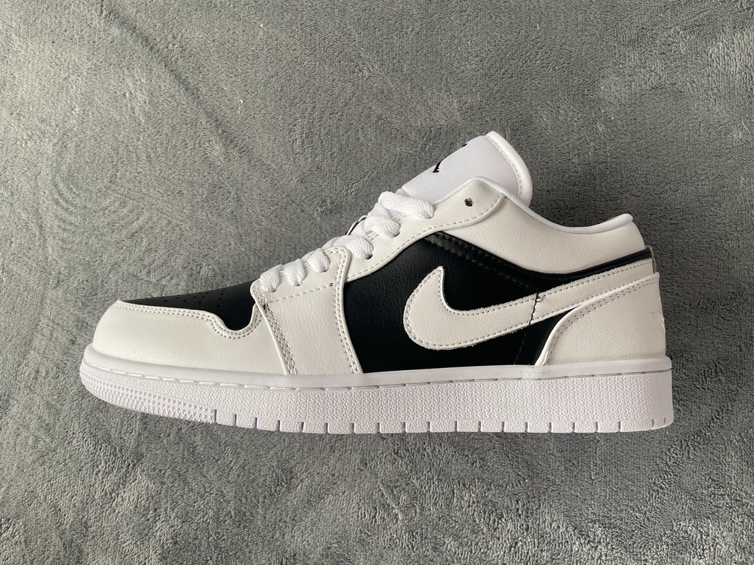 Air Jordan 1 Low Panda   DC0774-100