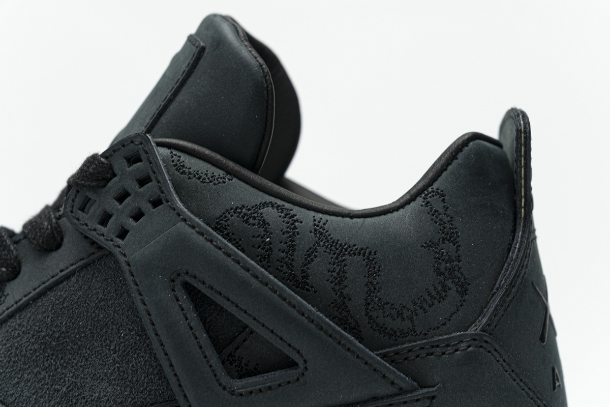 Air Jordan 4 Retro KAWS Black 930155-001