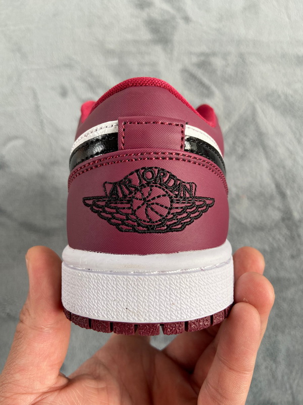 Air Jordan 1 Low Noble Red  553558-604