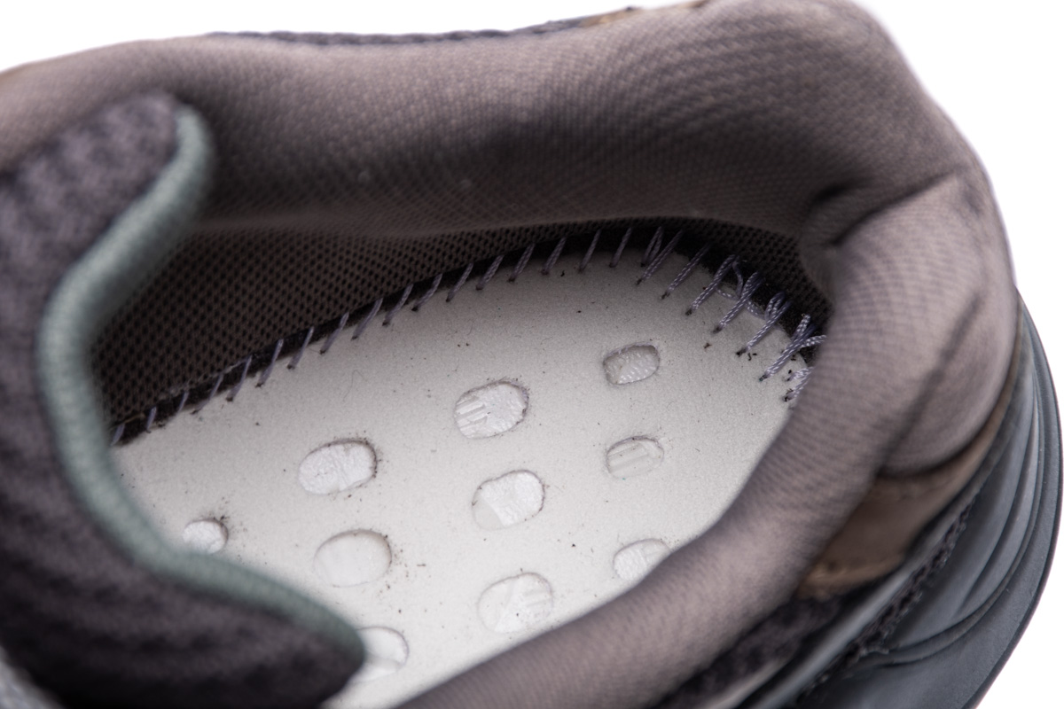 Adidas Yeezy Boost 700 V2 “Geode” EG6860