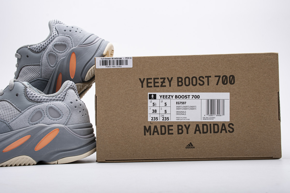 DG  Yeezy Boost 700“Inertia” EG7597