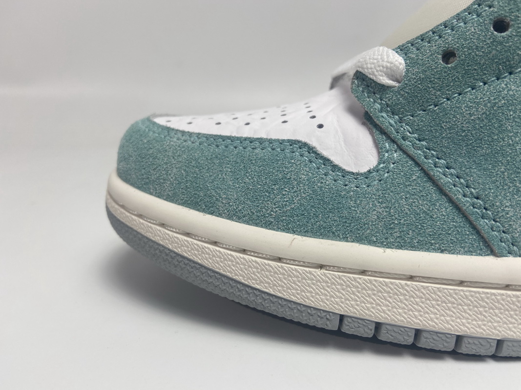 Air Jordan 1 High OG Turbo Green   555088-311
