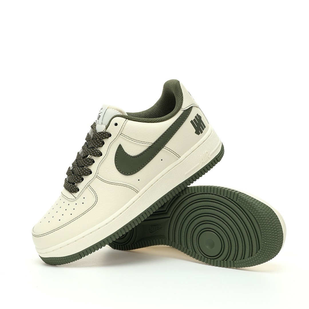 Undefeated x Nike Air Force 1 Low beigearmy green UN2395-521
