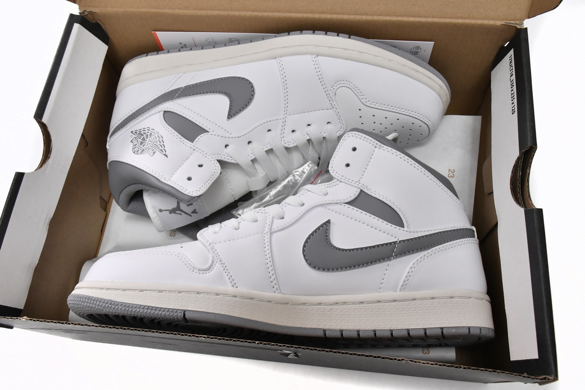 Air Jordan 1 Mid Xin Hui  554724-135