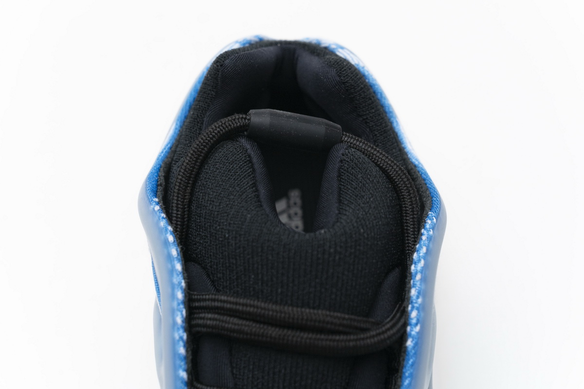 adidas Yeezy Boost 700 V3 Azareth G54850