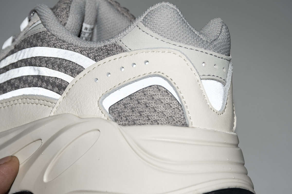 DG  Yeezy Boost 700 V2 “Static” EF2829