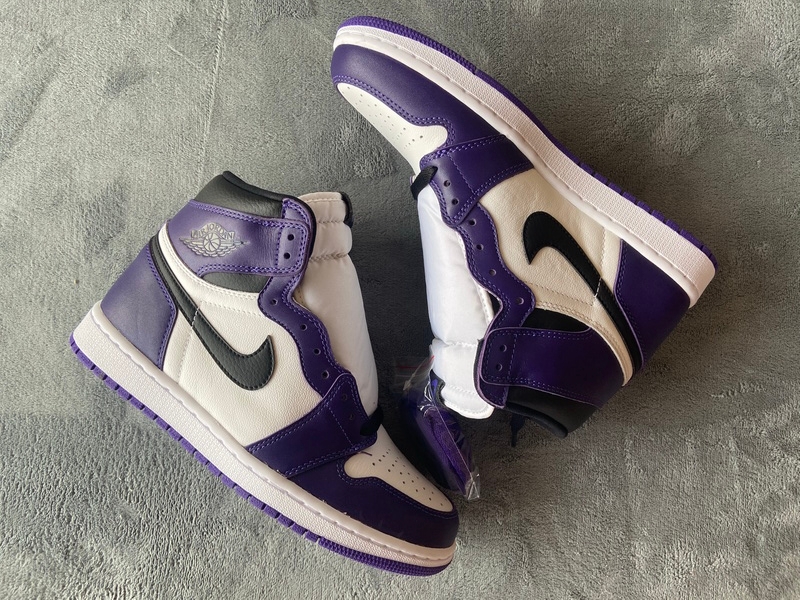 Air Jordan 1 High OG Court Purple   555088-500