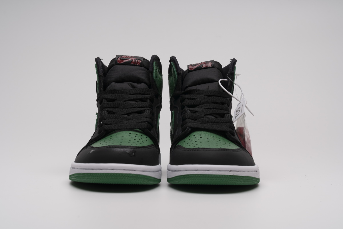 Air Jordan 1 Retro High OG “Pine Green”  555088-030