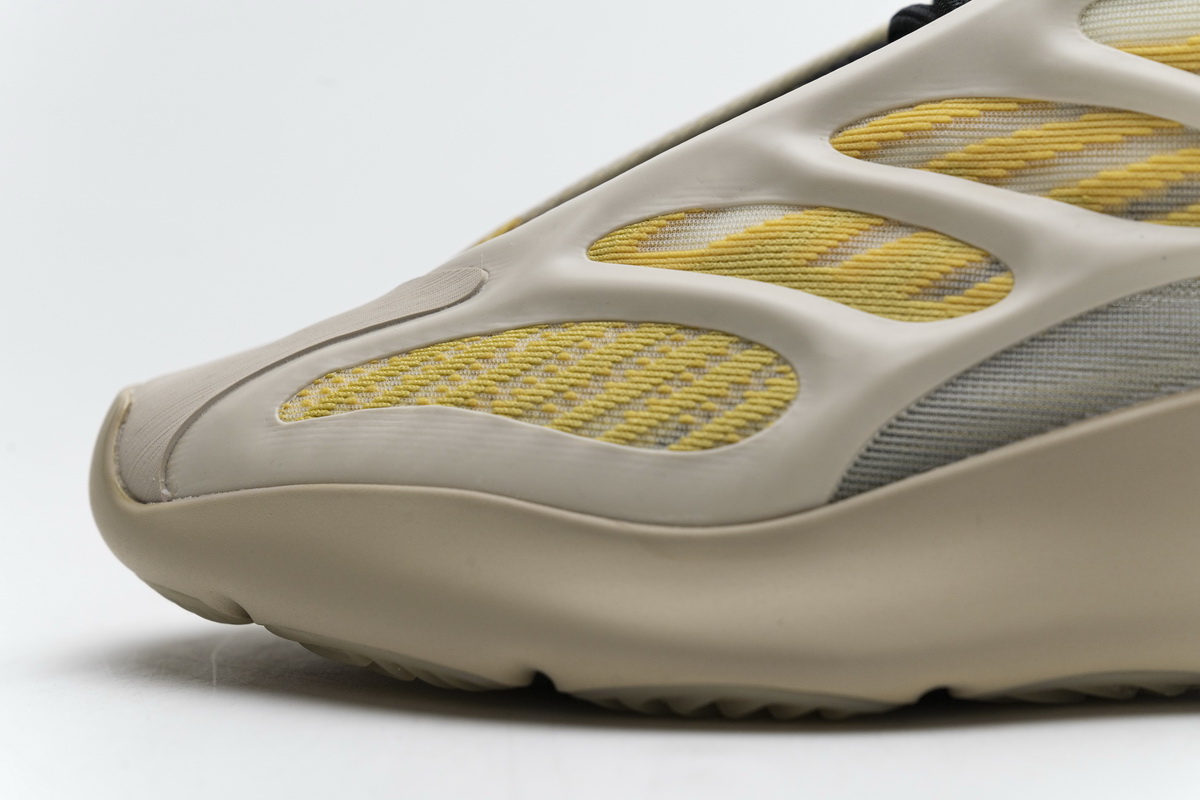 adidas Yeezy Boost 700 V3 Srphym G54853