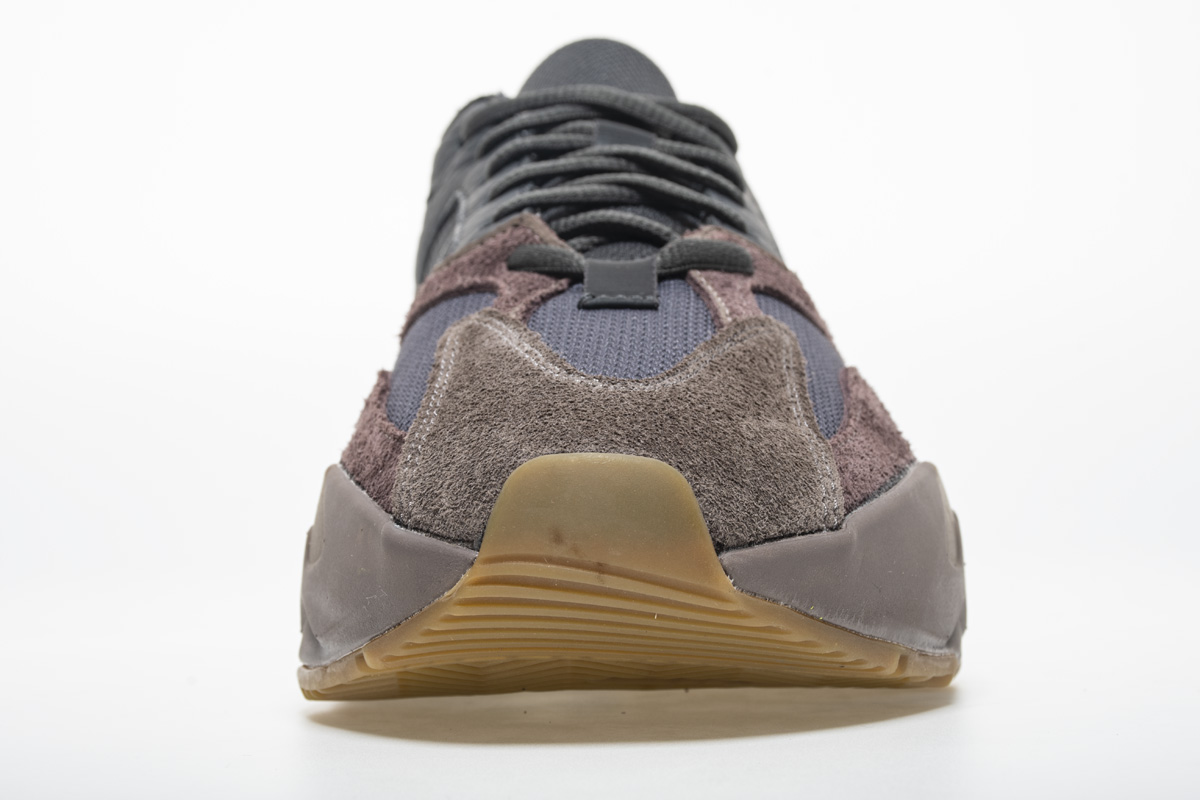 PK GOD  Yeezy Boost 700 “Mauve” EE9614