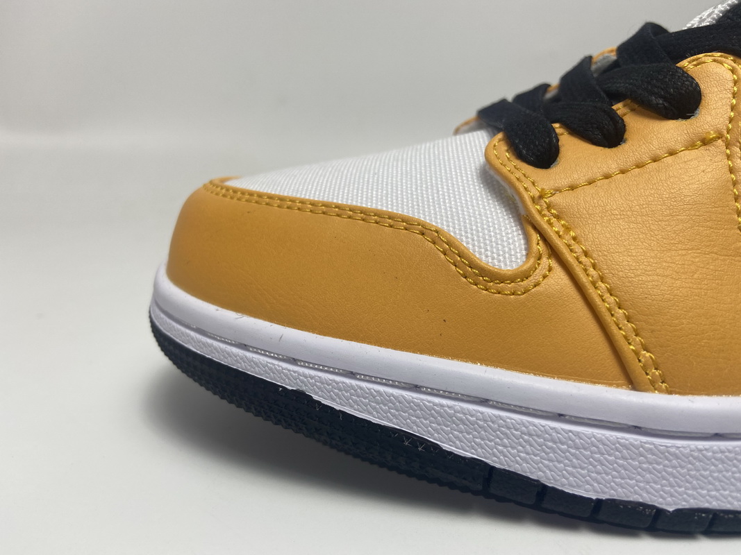 Air Jordan 1 Low Laser Orange   CZ4776-107
