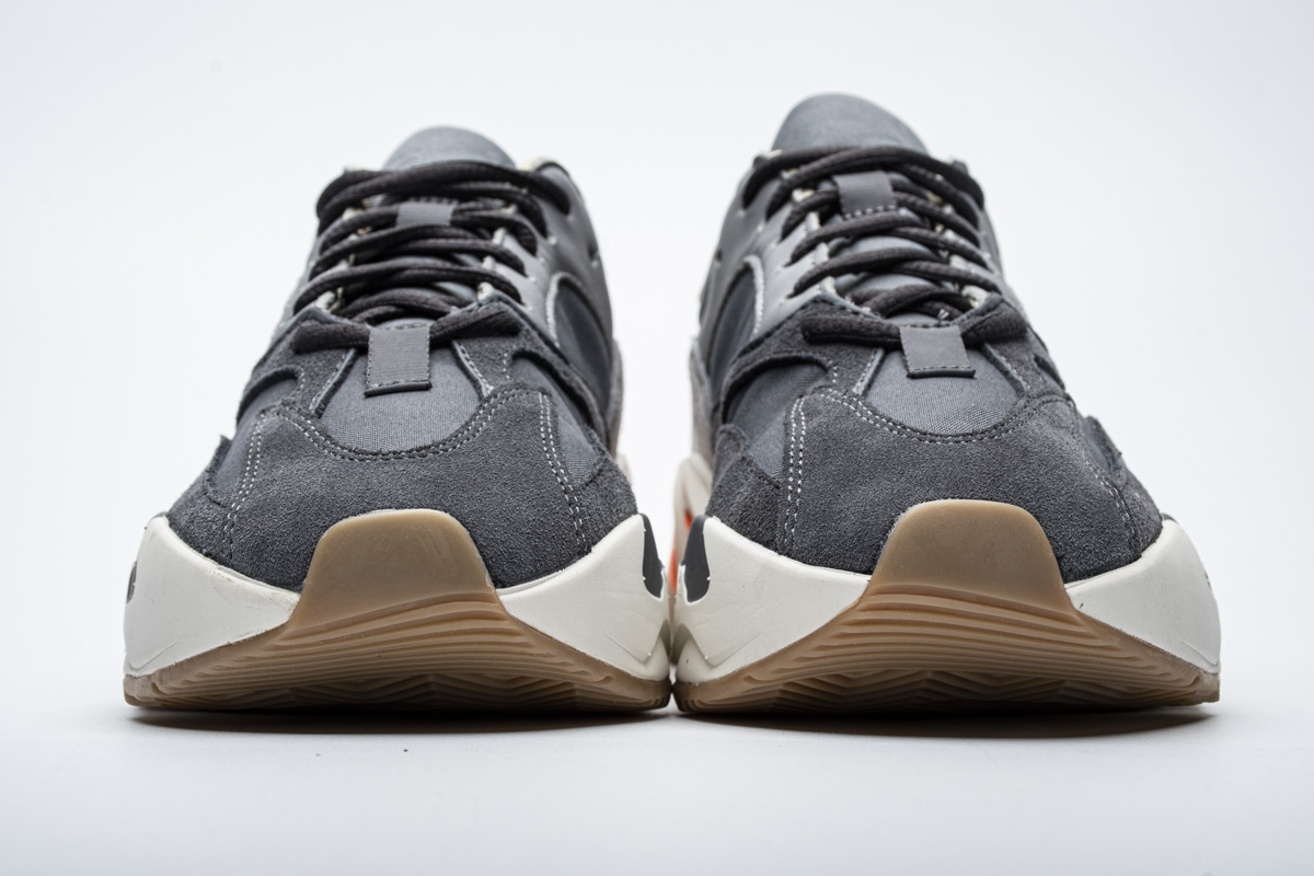 DG  Yeezy Boost 700“Magnet”FV9922