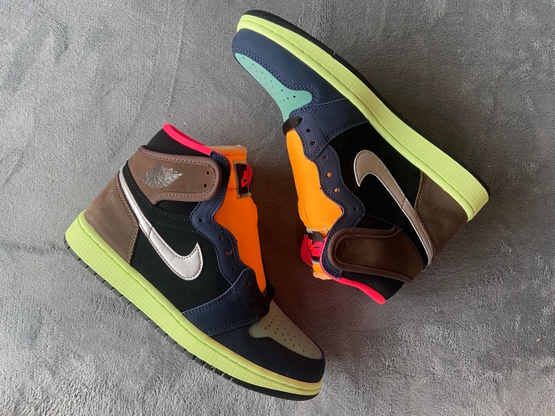 Air Jordan 1 High OG Bio Hack   555088-201
