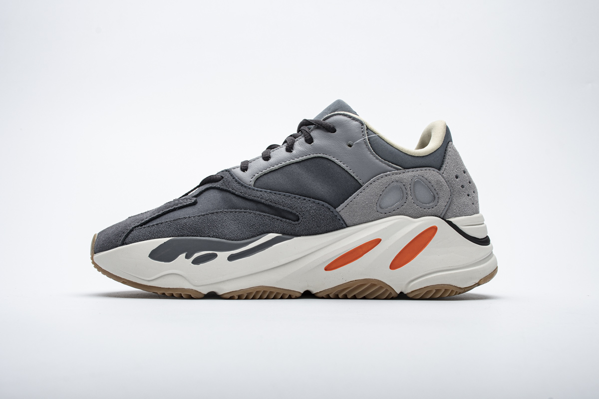 DG  Yeezy Boost 700“Magnet”FV9922