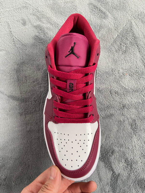 Air Jordan 1 Low Noble Red  553558-604