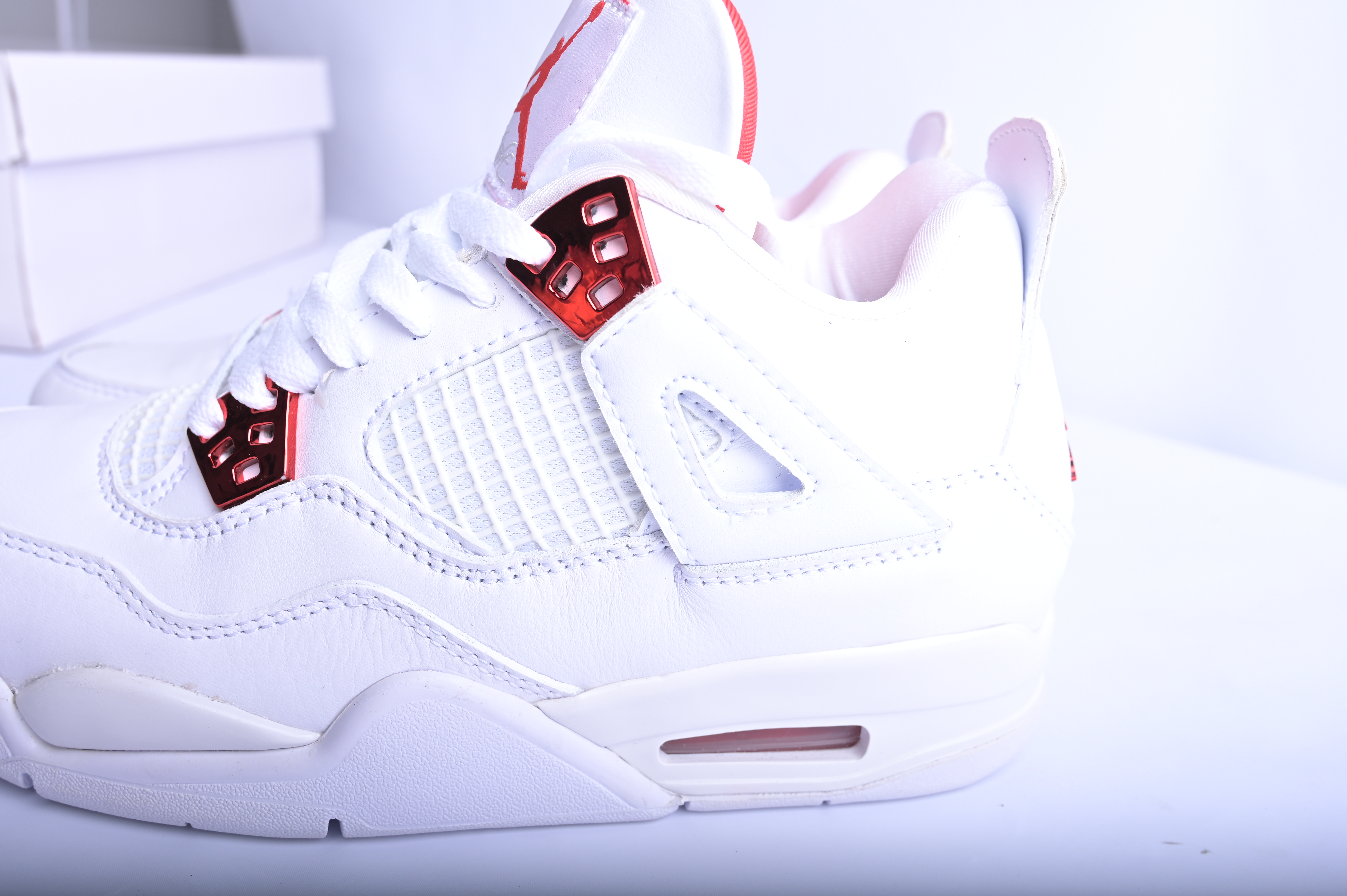 Air Jordan 4 White University Red CT8527-112