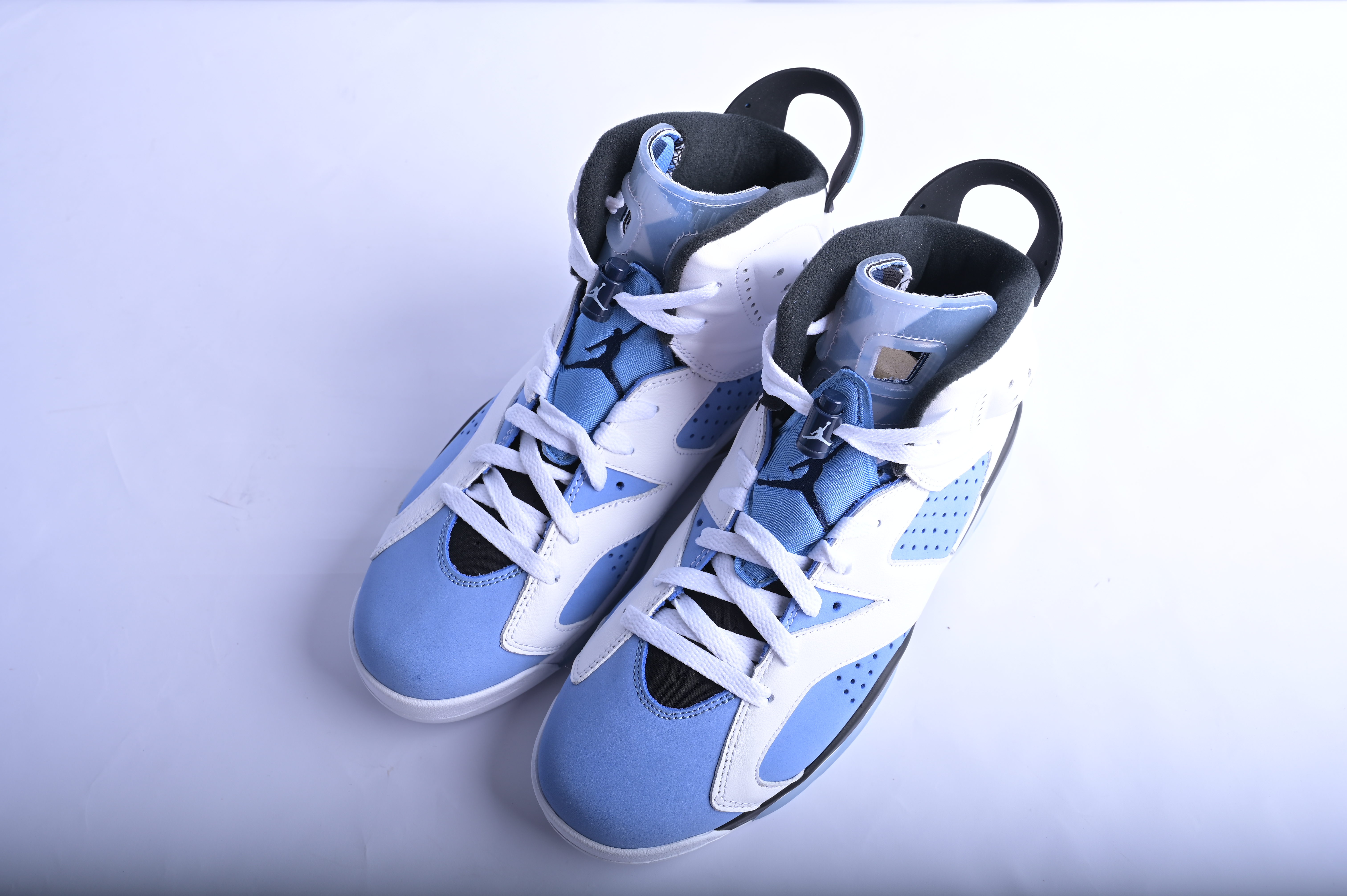 Air Jordan 6 UNC CT8529-410