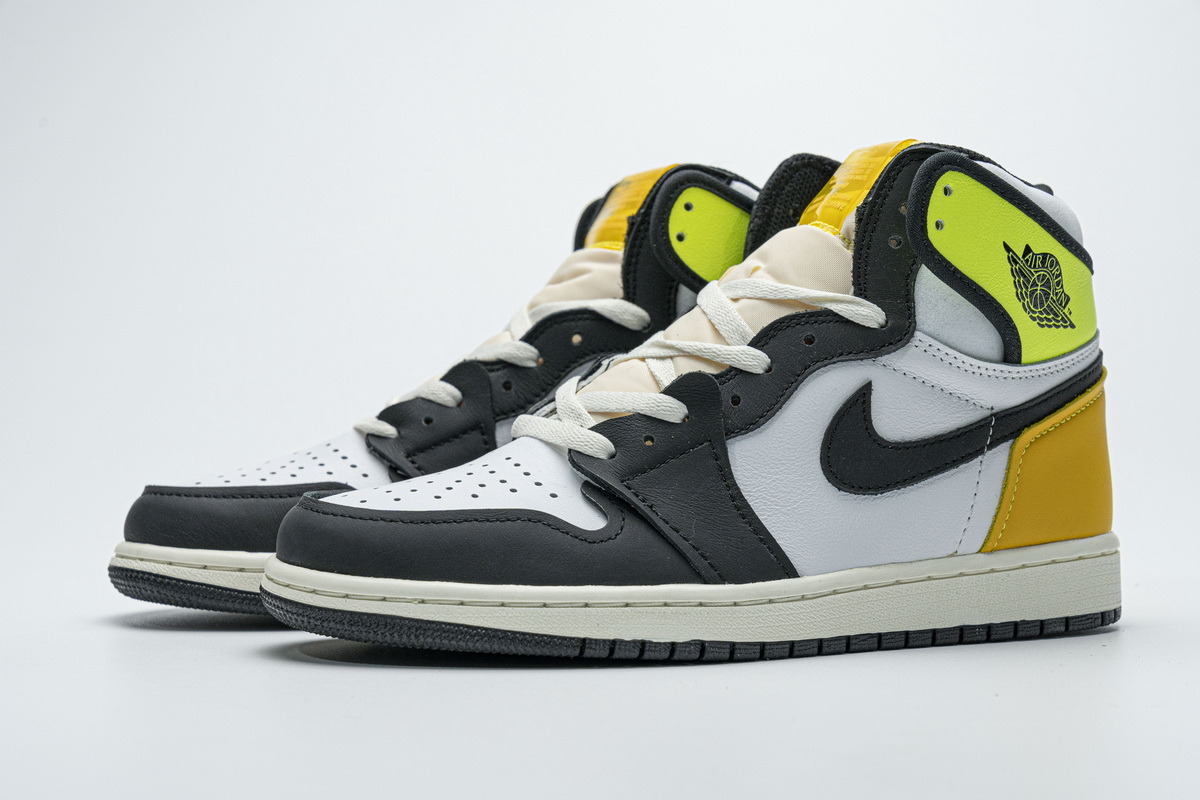 Air Jordan 1 Retro High OG  Volt Gold   555088-118