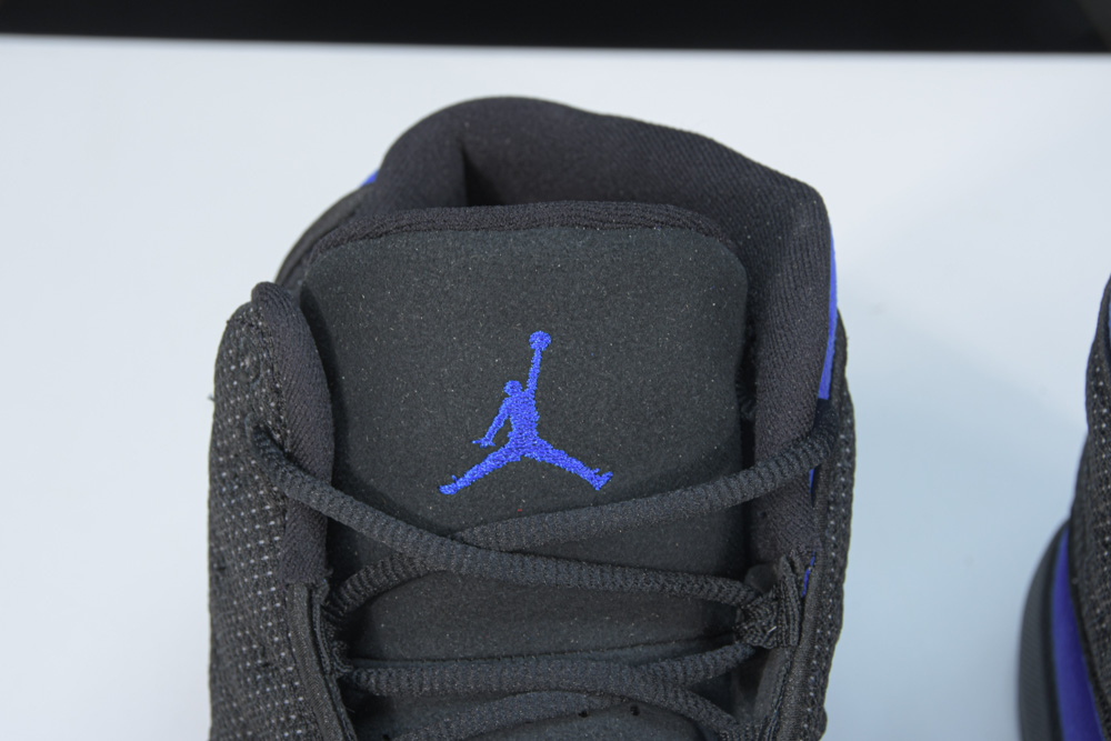 Air Jordan 13 Retro “Hyper Royal“  414571-040