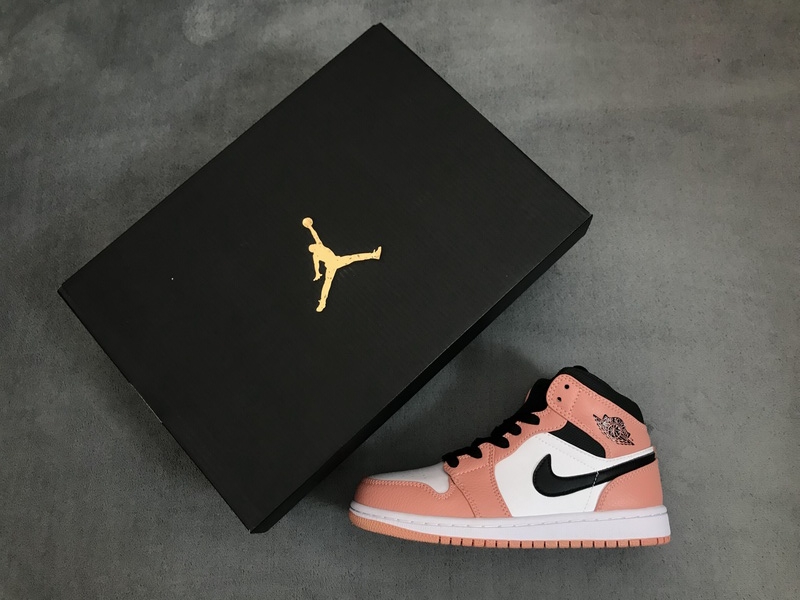 Air Jordan 1 Mid Pink Quartz 555112-603