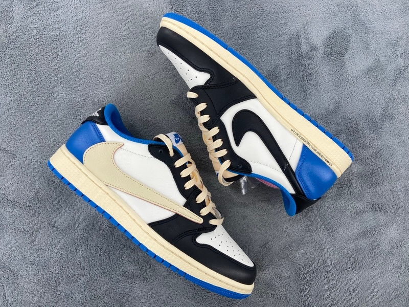 XP Travis Scott x Fragment Design x Air Jordan 1 Low  DM7866-140