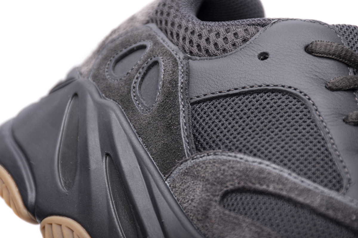 PK GOD  Adidas Yeezy 700 “Utility Black” FV5304