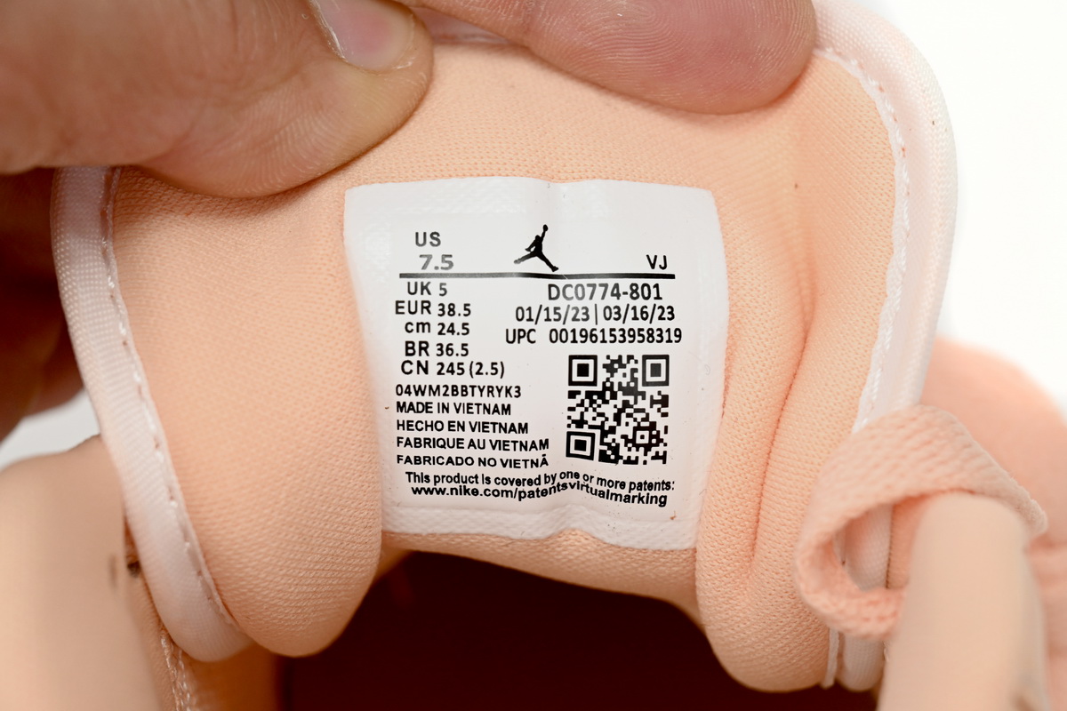 Travis Scott x Air Jordan 1 Low Pink Orange DC0774-801