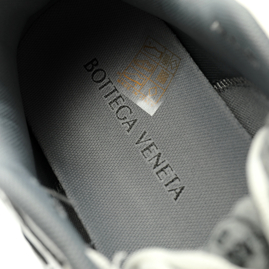 Bottega Veneta Orbit Lace-up Low Sneakers Silver White 741357v2x401425