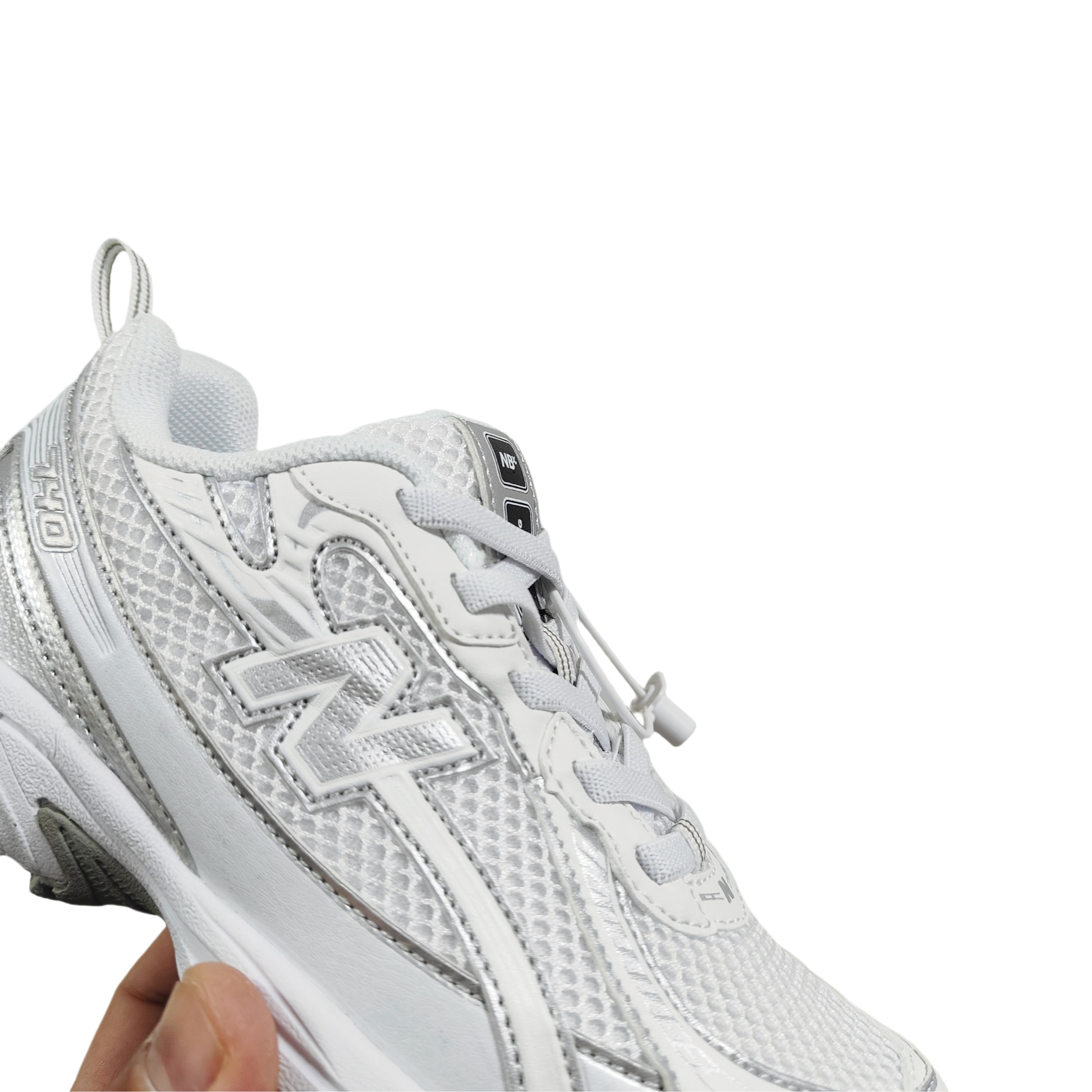 New Balance 740 Kids Sneaker White Silver