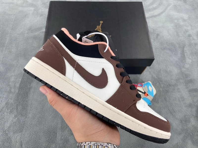 Air Jordan 1 Low Mocha Brown  DC6991-200