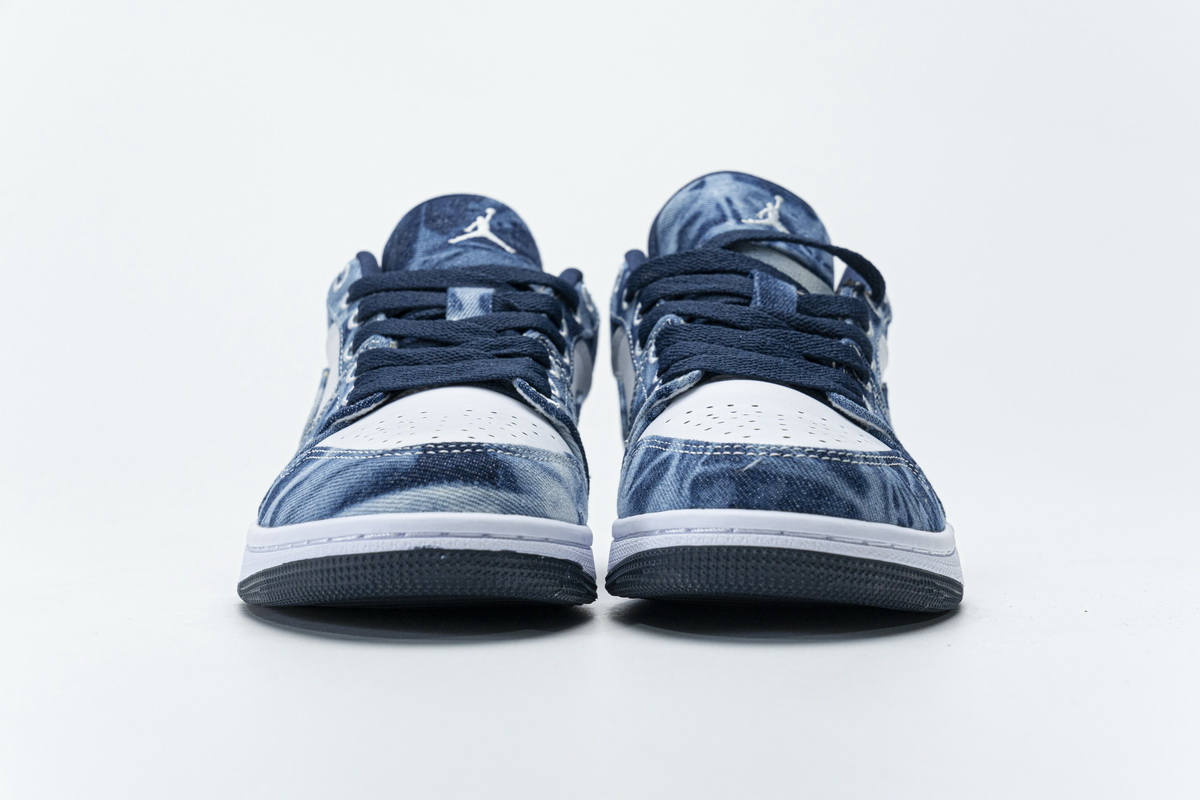 Air Jordan 1 Low SE Washed Denim   CZ8455-100