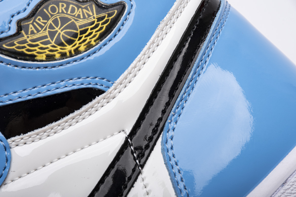 Air Jordan 1 Retro High OG  Fearless   CK5666-100