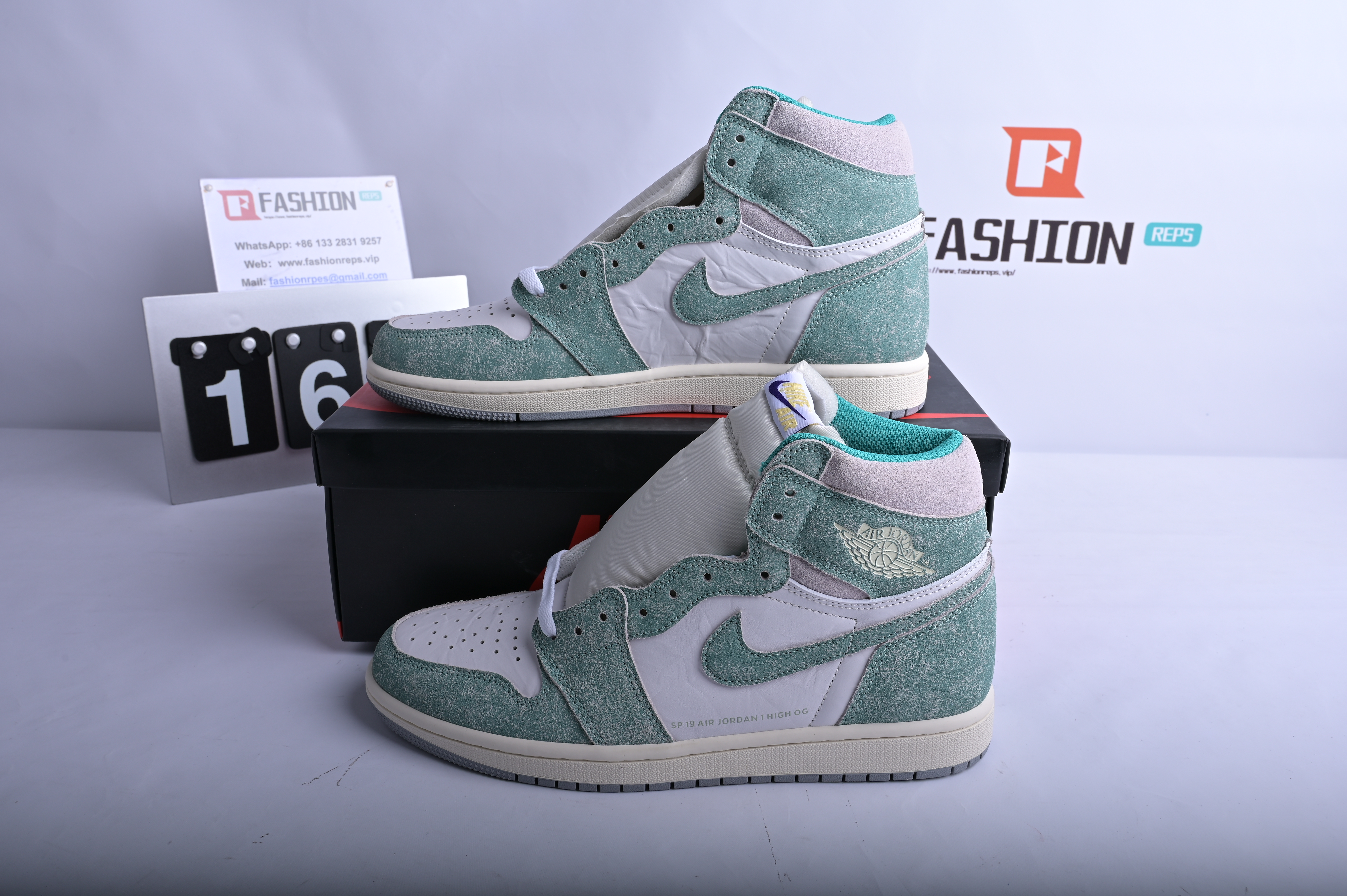 Air Jordan 1 High OG“Turbo Green” 555088-311