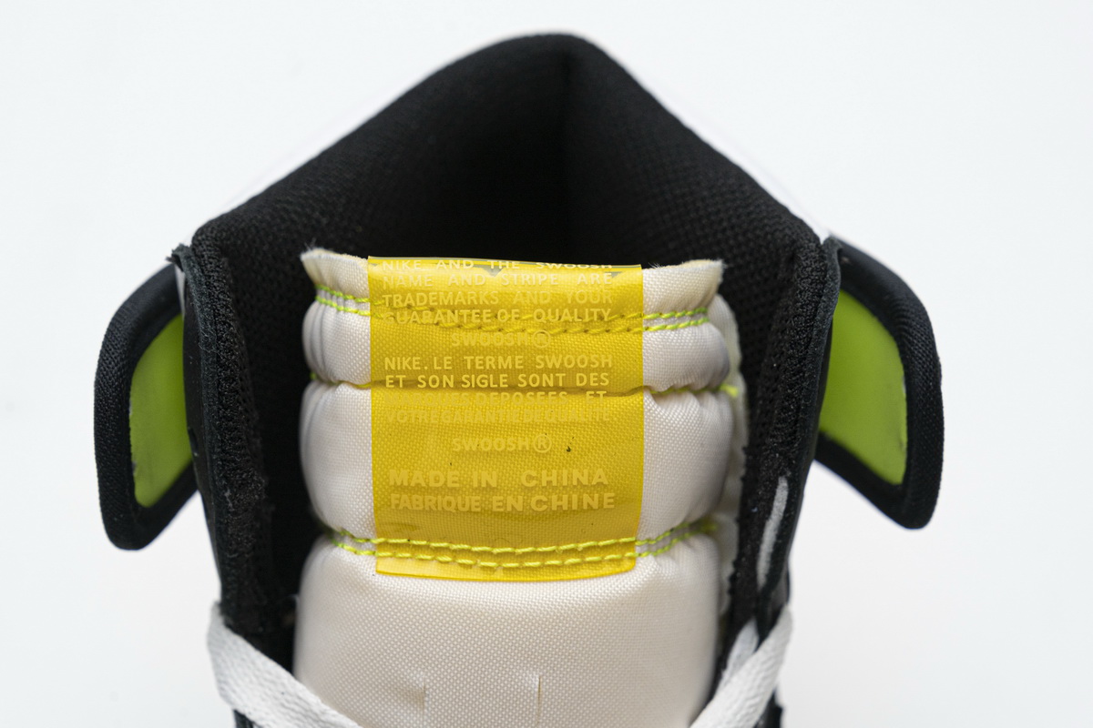 DG Air Jordan 1 Retro High OG  Volt Gold  555088-118
